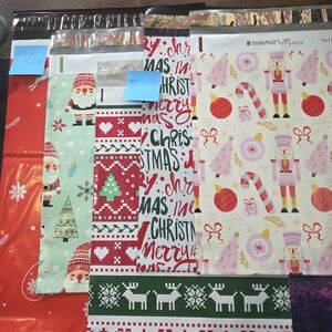 New Christmas Poly Mailers Assorted Pack 25 Pcs.